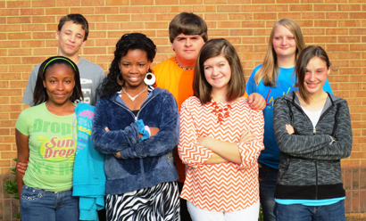 Cody Fletcher, Mathew Banks, Brianna Stovall, Laqwana Rowe, Sapphire Kirk, Savannah Hendrix, and Breanna Raburn receive national AR award. 